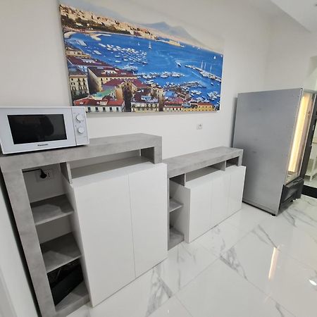 לינה וארוחת בוקר נאפולי Lumacors House מראה חיצוני תמונה