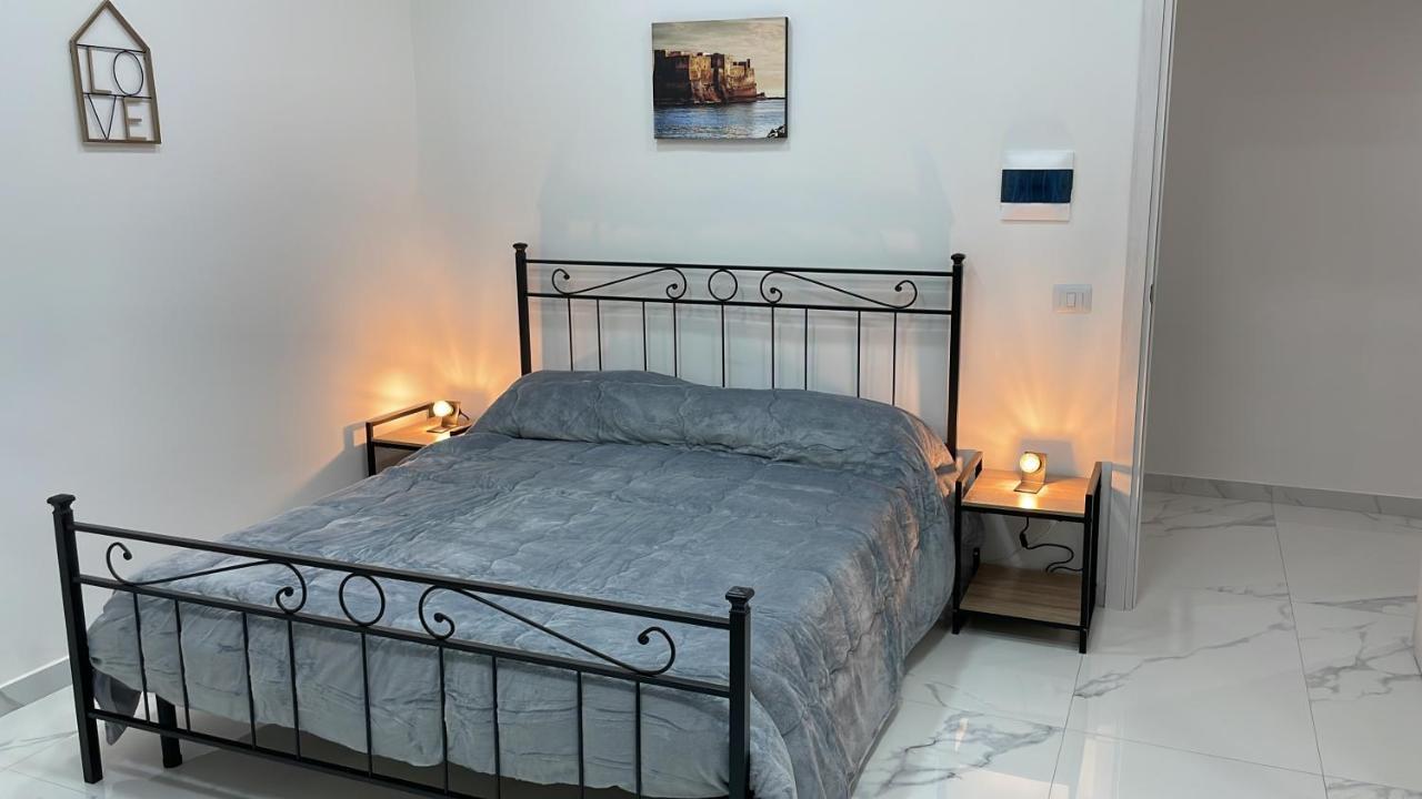 לינה וארוחת בוקר נאפולי Lumacors House מראה חיצוני תמונה