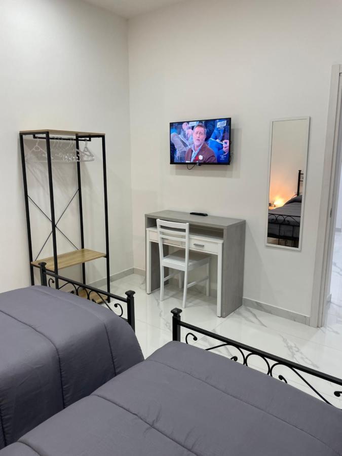 לינה וארוחת בוקר נאפולי Lumacors House מראה חיצוני תמונה